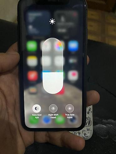 Apple iPhone: IPhone 11, 128 GB, Qara — 8