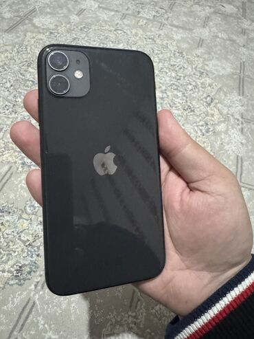 Apple iPhone: IPhone 11, Б/у, 128 ГБ, Черный, Защитное стекло, 90 %