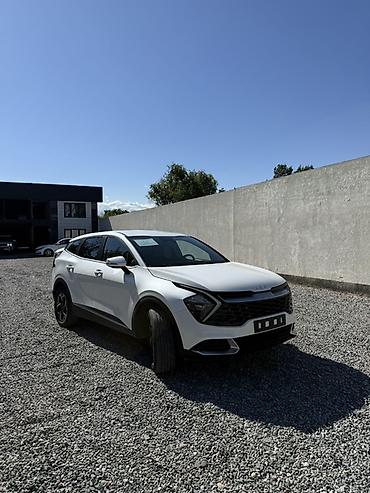 Kia Sportage: 2023 г., 2 л, Автомат, Газ, Кроссовер