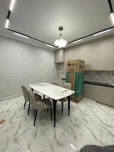 Продажа коттеджей и домов: 🏙️ Продаётся: дом, 5+ комнат — 180 м² 📍 Локация: Бишкек, Ак-Орго ж/м — 7