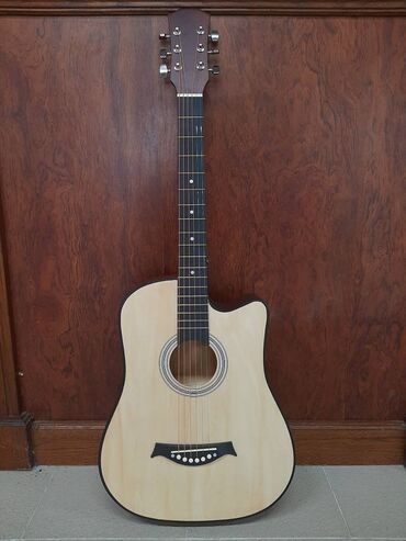чехлы для гитар: Продаётся гитара Размер 38-39 Абсолютно новая Комплект
