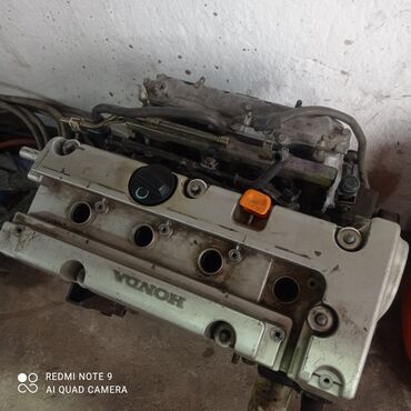 силиндор: Бензиновый мотор Honda 1.6 л
