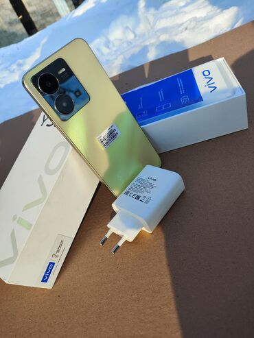 смартфоны телефоны: Vivo Y35 5G, Б/у, 128 ГБ, цвет - Золотой, 2 SIM, 1 SIM, eSIM