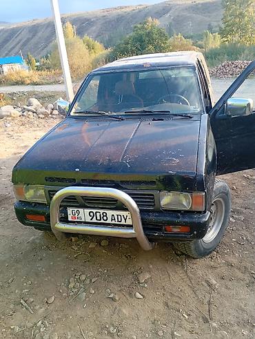 outback xt: Nissan Terrano: 1995 г., 3 л, Автомат, Внедорожник — 4