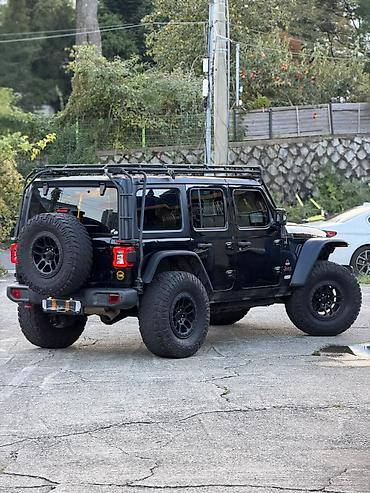 лебедка для джипа: Jeep Wrangler: 2017 г., Внедорожник — 7