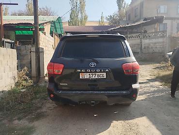 или меняю на внедорожник: Toyota Sequoia: 2007 г., 4.7 л, Автомат, Бензин, Внедорожник — 4