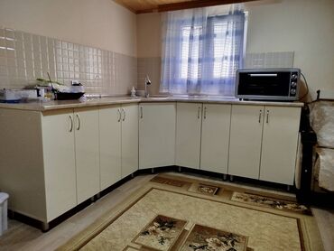 metbex dolablari: Kuxna mebeli yenidir. 3 metrenin 2 metreyedir. 450 azn satiram .ev
