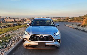Toyota: Toyota Highlander: 2020 г., 3.5 л, Автомат, Бензин, Кроссовер — 2