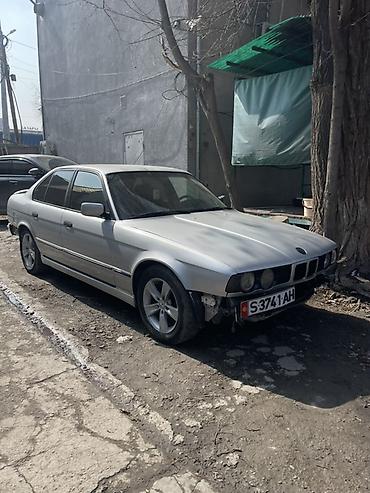 BMW: BMW 5 series: 1992 г., Седан — 1