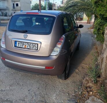 playstation 4: Lancia Ypsilon: 1.4 l. | 2009 έ. | 85000 km. Χάτσμπακ