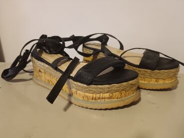 sandale sa plutom: Sandals, H&M, 39