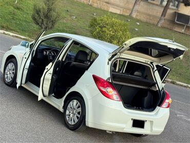 Nissan: Nissan Tiida: 1.5 l | 2011 il Hetçbek — 17