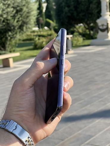 14 mini iphone: Samsung Galaxy S22, 128 GB, rəng - Qara, Sensor, Barmaq izi, Simsiz şarj — 4