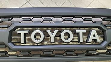4runner: Решетка радиатора Toyota 2008 г., Новый, Аналог — 3