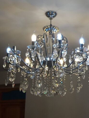 Asılqanlar: Çılçıraq, 10 və daha çox lampa, Xrustal