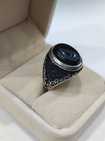 женские серебряные кольца: Серебряная Печатка Серебро 925 пробы Размеры имеются Цена 3500 сом