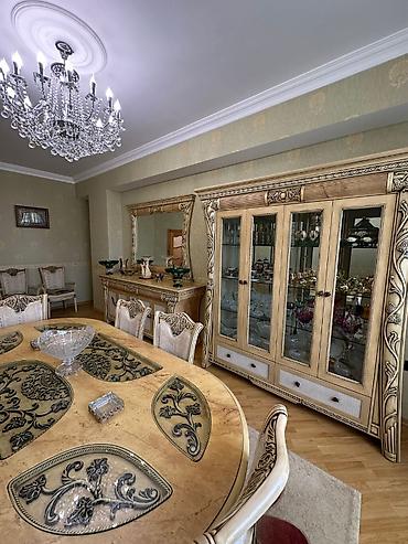 Квартиры: 4 комнаты, Новостройка, 130 м² — 4