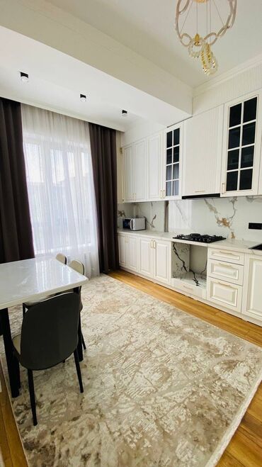 Продажа квартир: 1 комната, 44 м², Элитка, 2 этаж, Дизайнерский ремонт