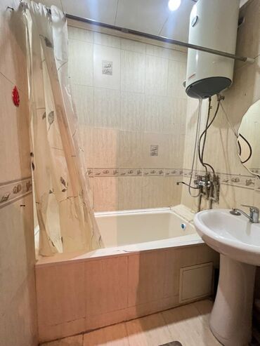 квартира дордой: 4 комнаты, 82 м², 105 серия, 8 этаж, Дизайнерский ремонт
