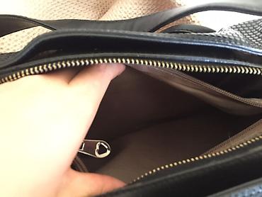 Другие сумки: Чёрная сумка из эко-кожи Состояние 8/10, брали за 3500, отдаём за 500 at lalafo.kg — 8 Другие сумки: Чёрная сумка из эко-кожи Состояние 8/10, брали за 3500, отдаём за 500 — 8