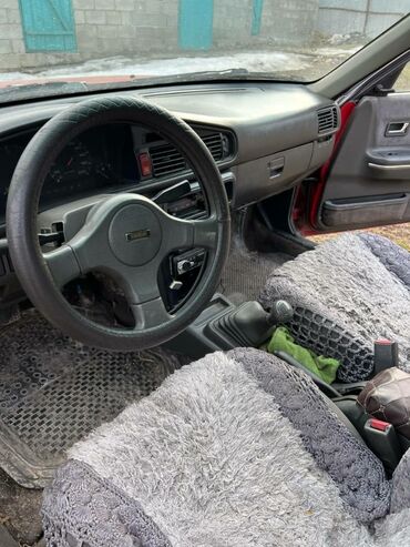 купить маленькую машину недорого: Mazda 626: 1990 г., 0.2 - engine capacity л, Механика, Дизель, Седан