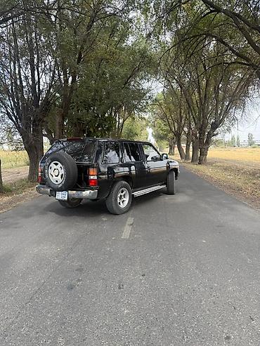 Nissan Terrano: 1993 г., 2.7 л, Механика, Дизель, Внедорожник