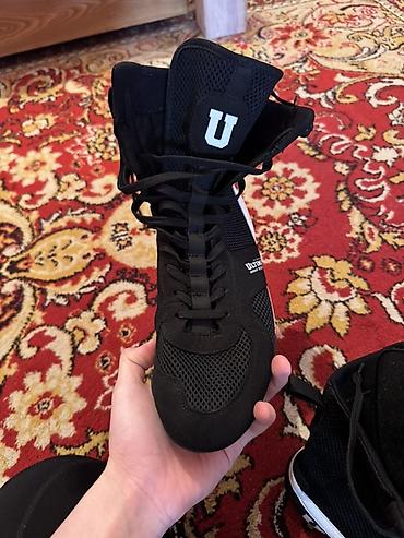 Кроссовки и спортивная обувь: Мужские кроссовки, 42, Новый, цвет - Черный — 2