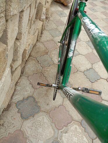 Şəhər velosipedləri: Şəhər velosipedi – yaşıl rəngdə, klassik çərçivə Xüsusiyyətlər: - 28" -da lalafo.az — 3 Şəhər velosipedləri: Şəhər velosipedi – yaşıl rəngdə, klassik çərçivə Xüsusiyyətlər: - 28" — 3