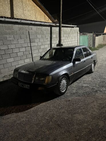 купить мерседес 609 с пробегом в россии: Mercedes-Benz 220: 1988 г., 2 л, Механика, Бензин, Седан