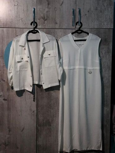 свадебное платье для беременных напрокат: Костюм с юбкой, Модель юбки: Прямая, Миди, Стандарт