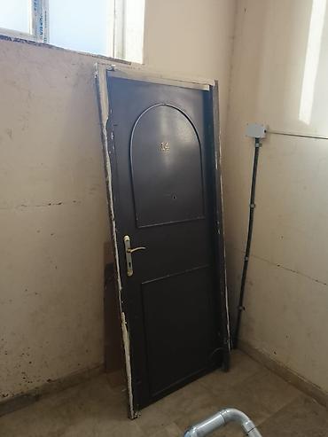 işlenmiş seyf qapılar: Metal giriş qapısı və taxta iç qapı – komplekt hissələr ilə Məhsul — 2