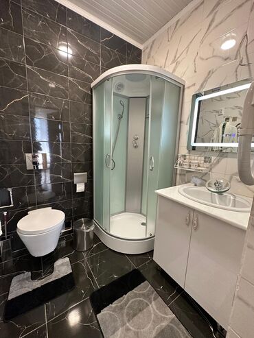 Иссык-Куль 2025: Номер, Гостевой дом Комфорт Каракол, Парковка, стоянка, Охраняемая территория — 15