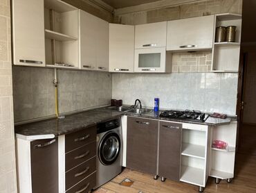 диван для ресторана: Mətbəx mebel dəsti Ölçüsü 2 x2 metir Üzərində qaz pilitə və moyka