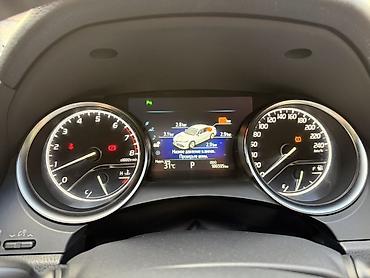 jeep compas: Toyota Camry: 2017 г., 2.5 л, Автомат, Бензин, Седан — 3