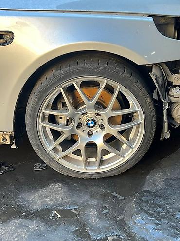 bufer bmw: BMW üçün orijinal 19” yüngül lehimli disklər və şinlər dəsti - Model — 2