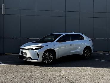 андроид авто: Toyota bZ4X: 2024 г., Электромобиль, Кроссовер — 2