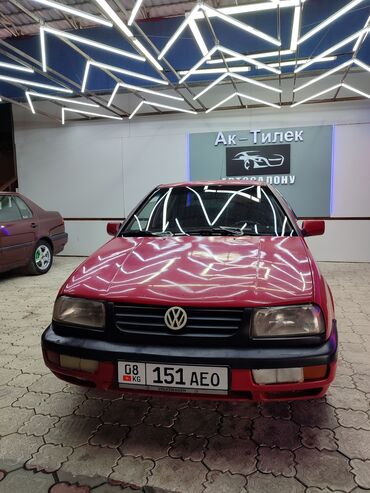 купить зимние шины на матиз: Volkswagen Vento: 1993 г., 2 л, Механика, Газ, Седан