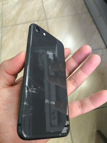 авто магнитофон: IPhone 8, 64 ГБ, Кара