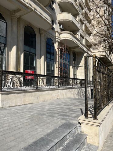 Digər kommersiya daşınmaz əmlakı: Sahibi tərəfindən icarəyə verilir: Səbayıl rayonu,Bayıl qəsəbəsi — 19