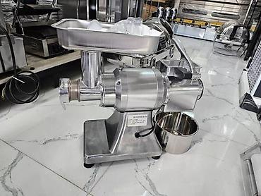 Мясорубки: Ətçəkən Pendir ve Ətçəkən maşın Model: CG22DM Güc 900 watt Volt — 5