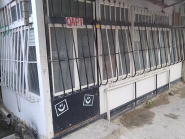 koşk: Dəmir butka satılır pencereler plastikdendir döşeme laminatdir alti