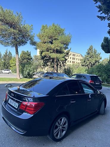 kond: Chevrolet Cruze: 1.4 l | 2012 il 308000 km Sedan — 9