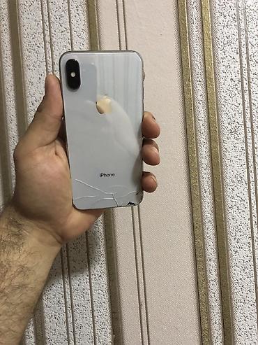 del daxili klaviatura: IPhone X, Gümüşü, Qırıq — 2