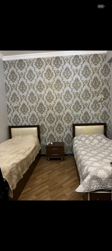 Yataq otağı dəstləri: İşlənmiş, Təknəfərlik çarpayı, Bazalı, Matras ilə lalafo.az -da Yataq otağı dəstləri: İşlənmiş, Təknəfərlik çarpayı, Bazalı, Matras ilə