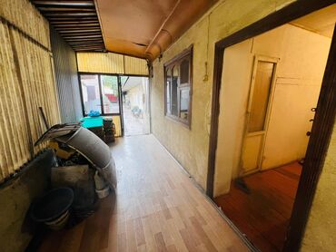 Отели и хостелы: Продаётся дом под квартирантов Кызыл-Аскер действующий бизнес * — 8