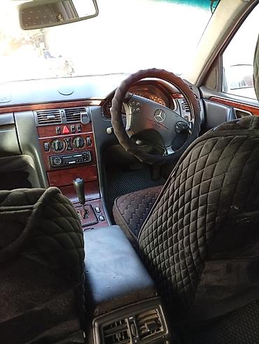 Mercedes-Benz: Mercedes-Benz E-Class: 2001 г., 2 л, Автомат, Бензин, Седан at lalafo.kg — 11 Mercedes-Benz: Mercedes-Benz E-Class: 2001 г., 2 л, Автомат, Бензин, Седан — 11