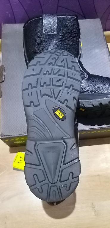safety jogger: Cəkmə İş üçün qabağı dəmir. Su kecirmir tok kecirmir. SAFETY JOGGER — 5