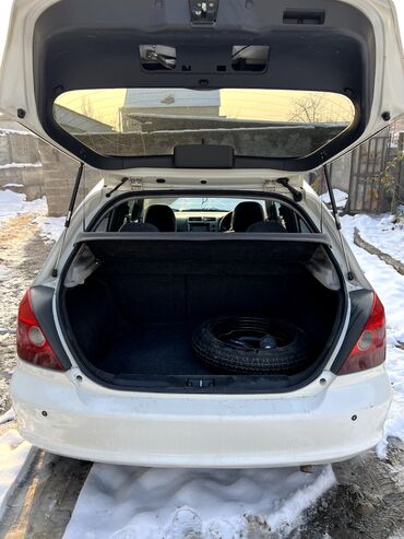 Honda: Honda Civic: 2002 г., 1.5 л, Автомат, Бензин, Хэтчбэк — 8