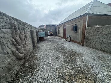 Köhnə tikili: Satılır: Mənzil (şəkillərdə göstərilən) - Plan: 2 otağa çevrilə — 25