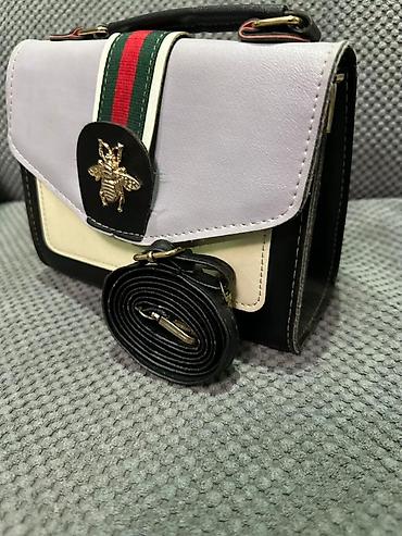 Чехлы: Компактные кожаные чехлы-кошельки для наушников/мелочей. - Материал — 15